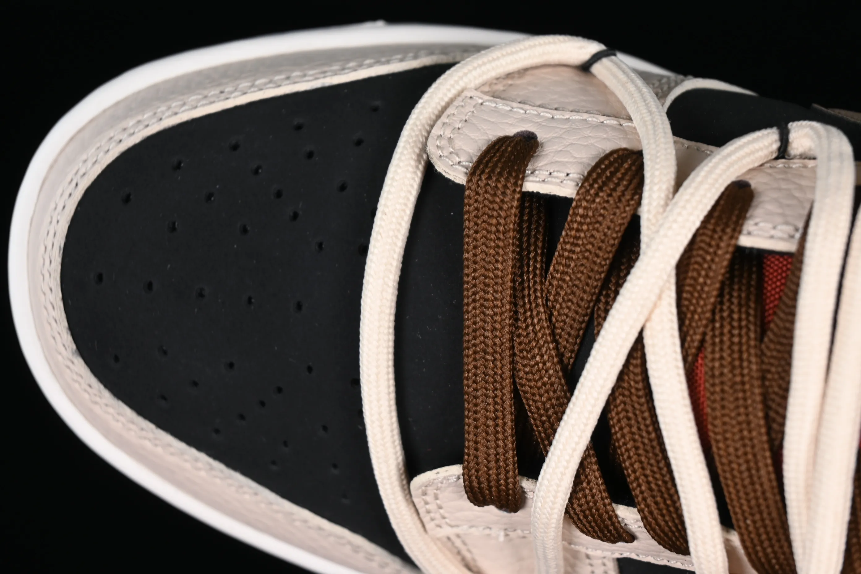 All Categories Nk SB Dunk Series Nk SB Dunk Low Low-top Sneakers Nk SB Dunk Low "Mars Stone" Mocha Brown SB Smashed Backboard Fashion Casual Sneakers DR9704-200